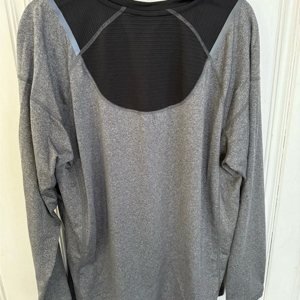 Spyder Men's Long Sleeve Gray Tee